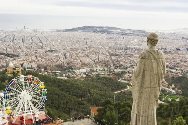 Tibidabo Barselona tapınak görünümü