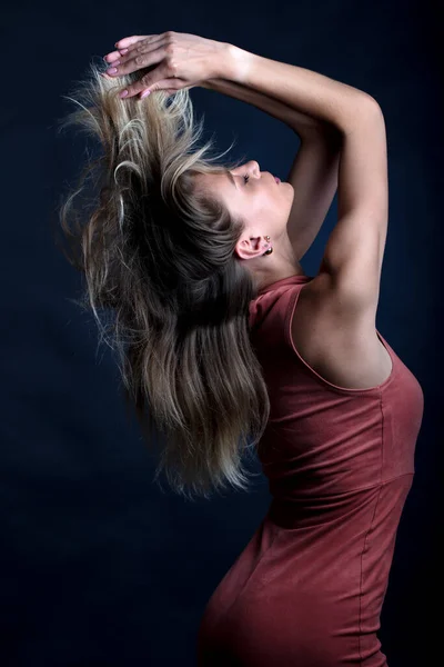 Hermosa Caucásica Joven Posando — Foto de Stock