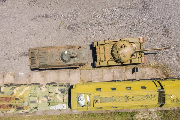 Vue Dessus Des Véhicules Militaires Dans Parc — Photo