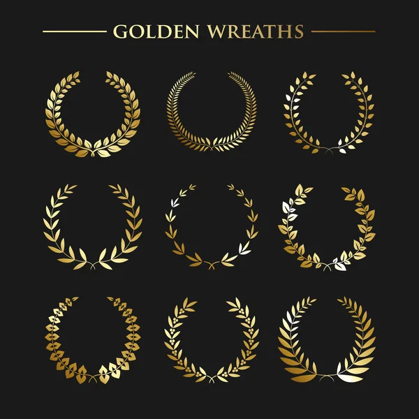 Conjunto de coronas doradas — Vector de stock