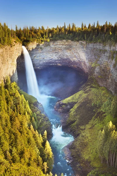 Helmcken Falls en Wells Gray Provincial Park, Columbia Británica , — Foto de Stock