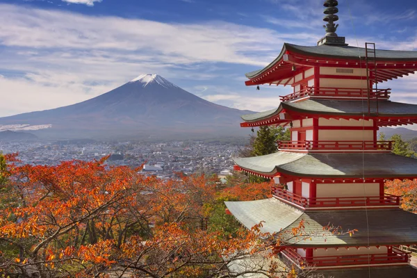 Chureito pagoda and Mount Fuji, Japan in autumn — Stock Photo, Image