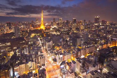 Tokyo, Japonya manzarası ile Tokyo Kulesi'ne geceleri