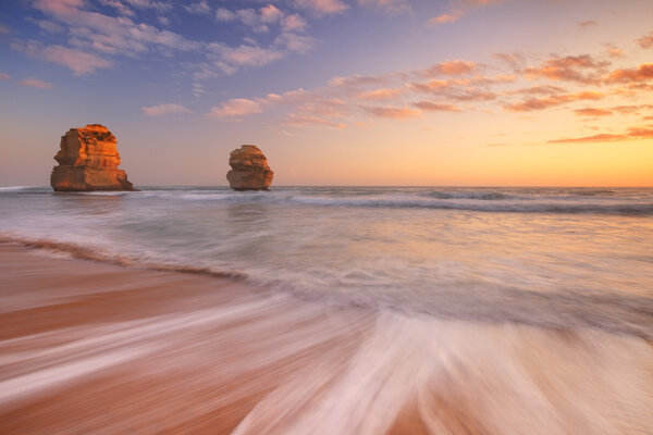 Twelve Apostles on the Great Ocean Road, Австралия на закате
