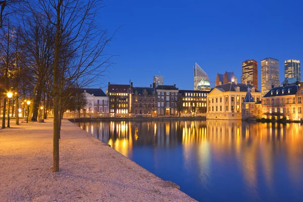 The Binnenhof a L'Aia, Paesi Bassi di notte — Foto Stock