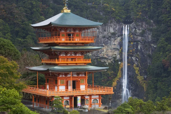 Pagoda and Nachi Falls in the Wakayama Prefecture, Japan — Stock Photo, Image