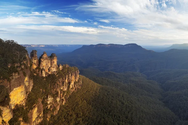 Három nővér rock formáció, Blue Mountains Ausztrália naplementekor — Stock Fotó