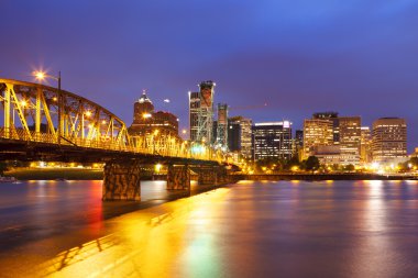 Portland, Oregon gece manzarası