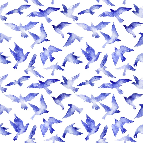 白い背景に隔離された水彩画の質感を持つ飛ぶ鳥のシルエット — ストック写真