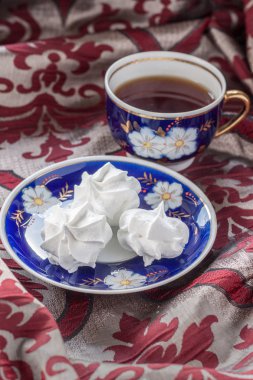 retro tarzı ev beyaz hatmi beze