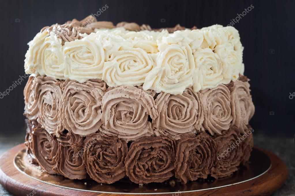 chokladgrädde till tårta
