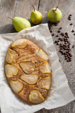 kahve ve armut ile pasta devrik