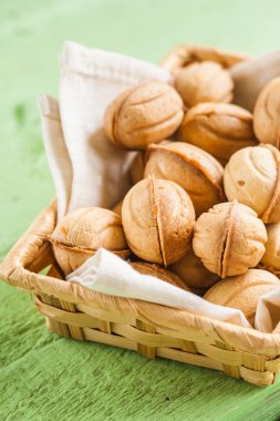 Rus kurabiye fındık şeklinde