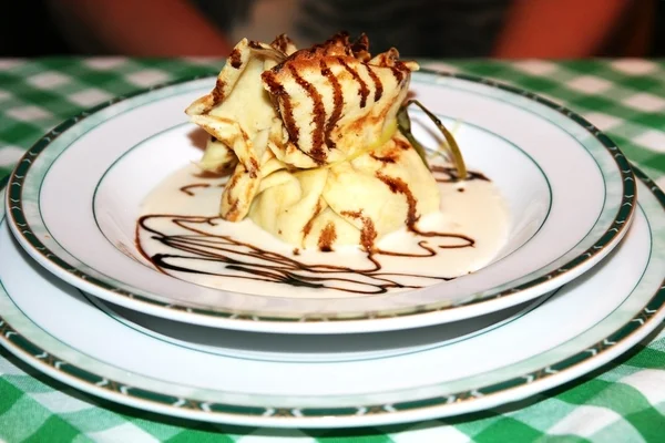 sos ve choco plaka altında bir çantada geldi krep