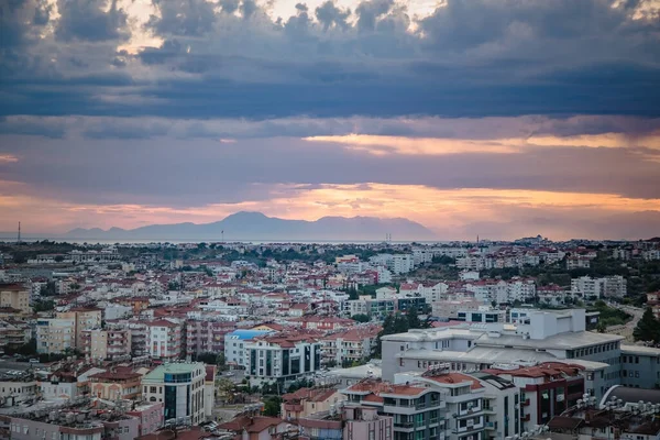 日没時にトルコのマナガト市のパナマ。展望台からの眺め — ストック写真