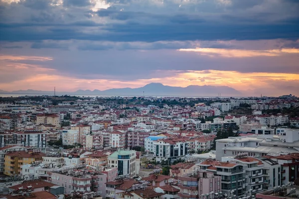 日没時にトルコのマナガト市のパナマ。展望台からの眺め — ストック写真