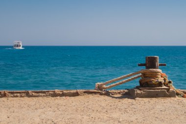 İskele ile yat yelken