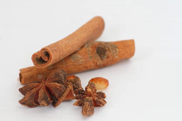 Cinnamon and star anise spice blend — Stock Photo, Image