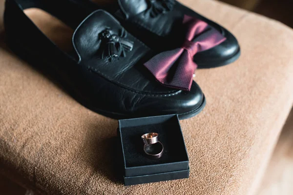 Businessman accessories. Men\'s Accessories : Men\'s bowtie, black shoes. Grooms Set