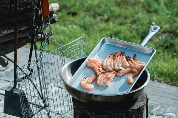 Thai Meeresfrüchte Dampfgarnelen Und Tintenfisch Metallschale — Stockfoto