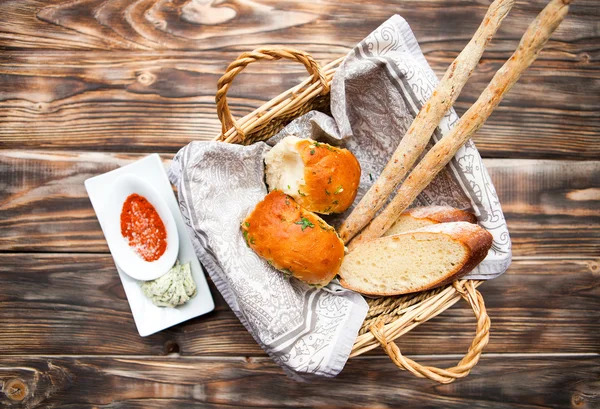 Bread in basket. — Stock Photo, Image