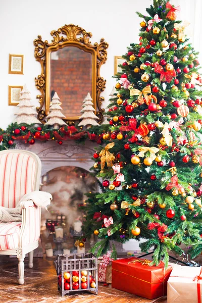 Arredamento di Natale interno, Sfondo di Natale, Albero di Natale — Foto Stock