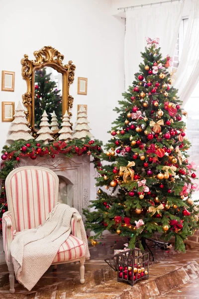 クリスマス、クリスマスの背景の装飾クリスマス ツリー — ストック写真