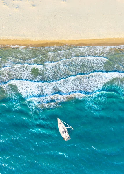 Vista aérea de una playa virgen de Patara en Antalya, Turquía — Foto de Stock