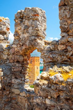 Alanya limanında Antik Kızıl Kule Kizil Kule