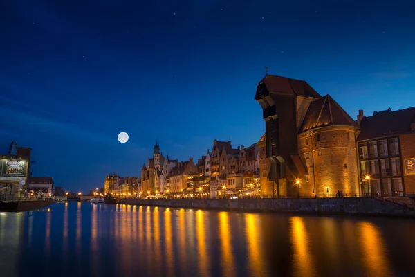 Porto no rio Motlawa com a cidade velha de Gdansk na Polônia . — Fotografia de Stock