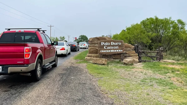 Amarillo Usa Června 2021 Silniční Pohled Vozidla Vjíždějící Národního Parku — Stock fotografie