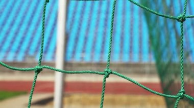 Stadyumun futbol kapısı net üzerinden görünümü