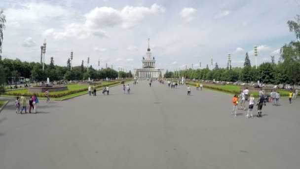 Центральный павильон и Центральный проспект на ВДНХ — стоковое видео