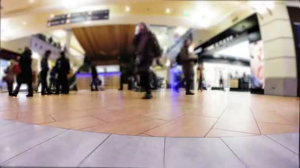 Multidão no Shopping — Vídeo de Stock