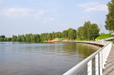 Embankment on the Klyazma reservoir  clipart