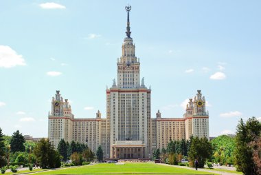 Moskova Devlet Üniversitesi. M. V. Lomonosov