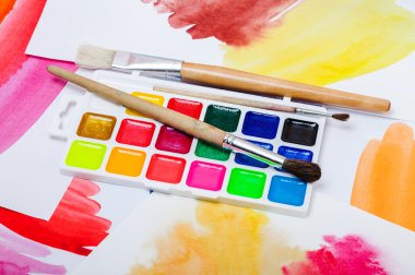 Yeni suluboya boyalar