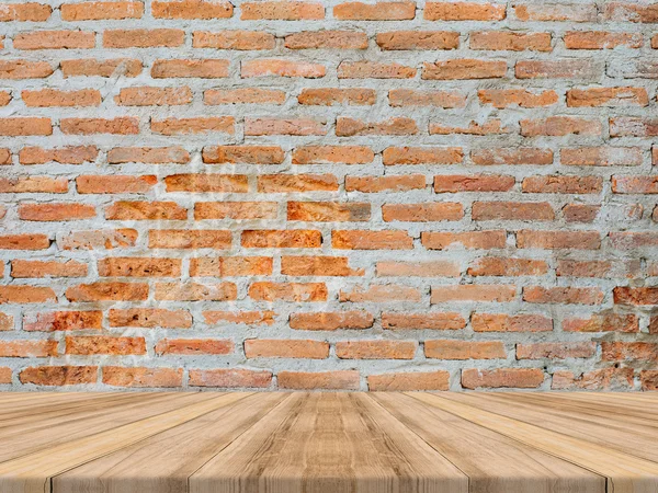 Empty tropical wood table top with brick wall,Mock up background for display of product — Stock Photo, Image