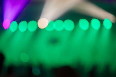 Arka plan bulanık, seyirci, müzik showbiz konsepti, vintage konserinde Bokeh aydınlatma görüntü filtre.