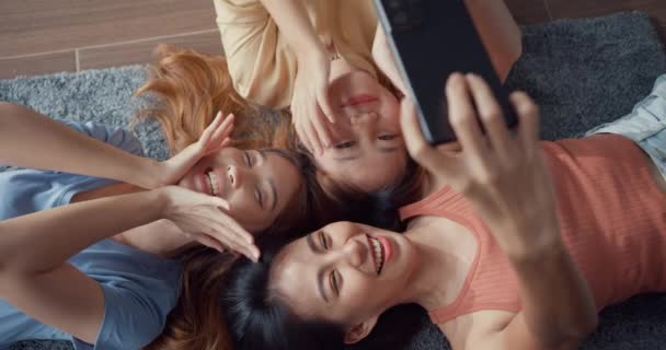 Ovenfor Udsigt Tæt Gruppe Asiatiske Damer Med Glæde Nyde Øjeblik – Stock-video