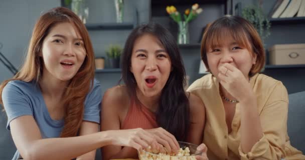 Приваблива Азіатська Жіноча Група Приємністю Радіє Випадковим Розвагам Насолоджується Розвагами — стокове відео