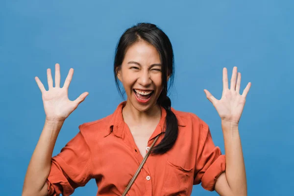 Asiatin macht es mit der Hand Asiatin macht es mit der Hand