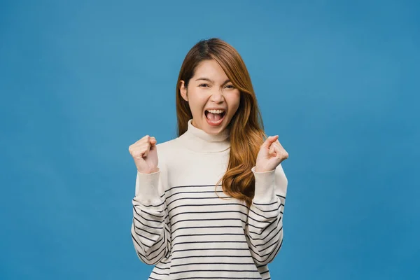 Unge Asiatiske Kvinner Som Føler Glede Med Positivt Uttrykk Glad – stockfoto