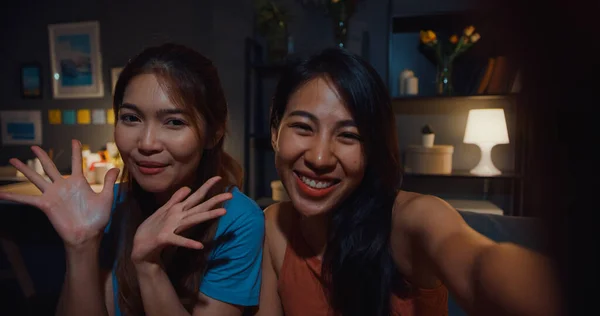 Adolescente Asia Las Mujeres Sienten Felices Sonriendo Selfie Mirar Cámara — Foto de Stock
