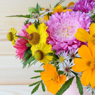 Çok renkli sonbahar buket