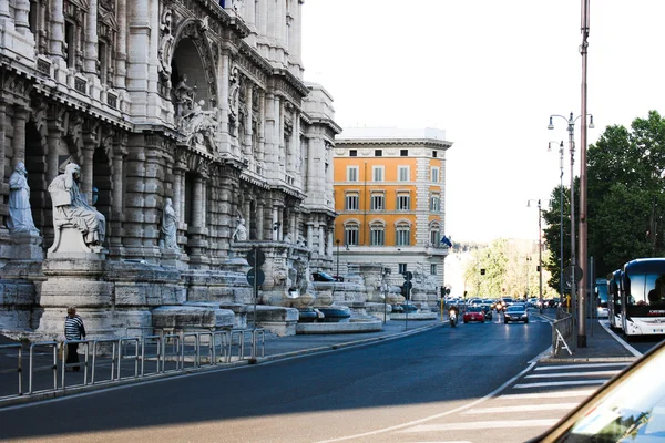 Belle rue à Rome — Photo