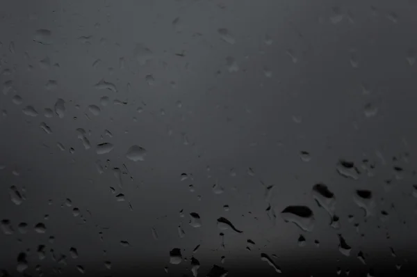 yağmur glassraindrops bir pencerede Güz