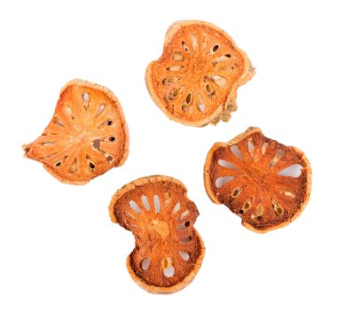 Beyaz arka plan üzerinde izole kurutulmuş Ayva