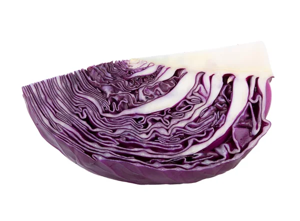 Фіолетова капуста ізольована на білому фоні — стокове фото