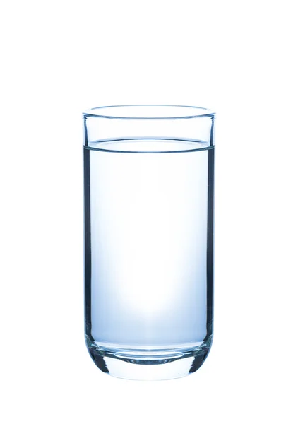 Glas Wasser isoliert auf weißem Hintergrund — Stockfoto